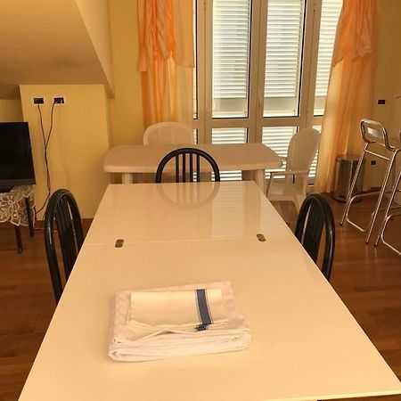 Le Palme Residenza Estiva Villa Martinsicuro Luaran gambar