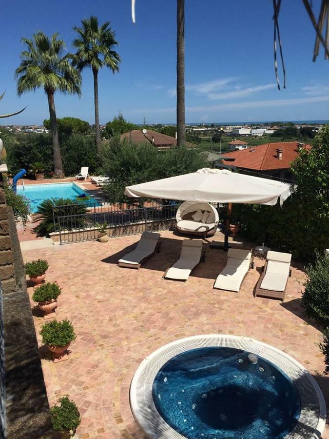 Le Palme Residenza Estiva Villa Martinsicuro Luaran gambar